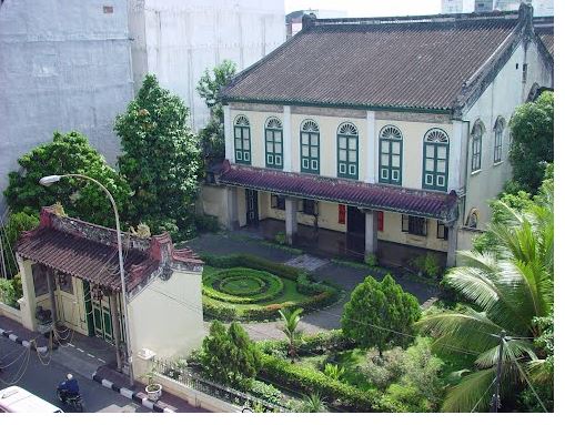 Tjong A fie Mansion Tourist Places in North Sumatra
